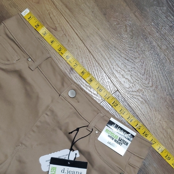 d. jeans Tan High Rise Jeans Modern Fit - Picture 8 of 11